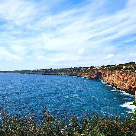 Villa Helios Villa En Cala Pi Con Vistas Despejadas Екстериор снимка